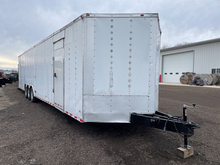 #1151-•-2021-freeway-36'-enclosed-trailer-image-2