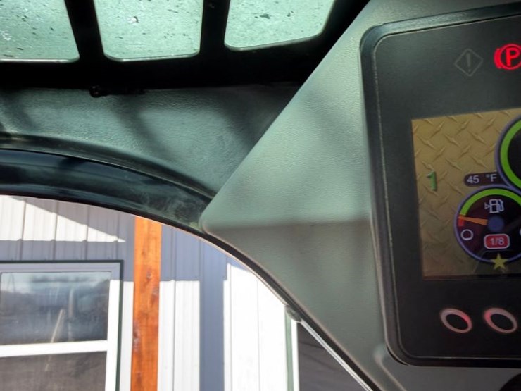 2022-caterpillar-279d3-image-64