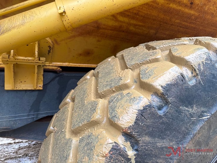 2017-komatsu-hm400-5-image-6