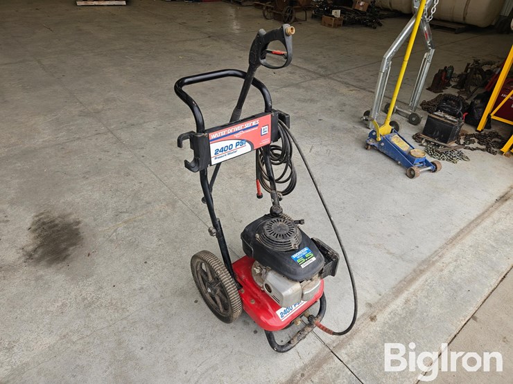 2400-psi-gas-pressure-washer-image-1