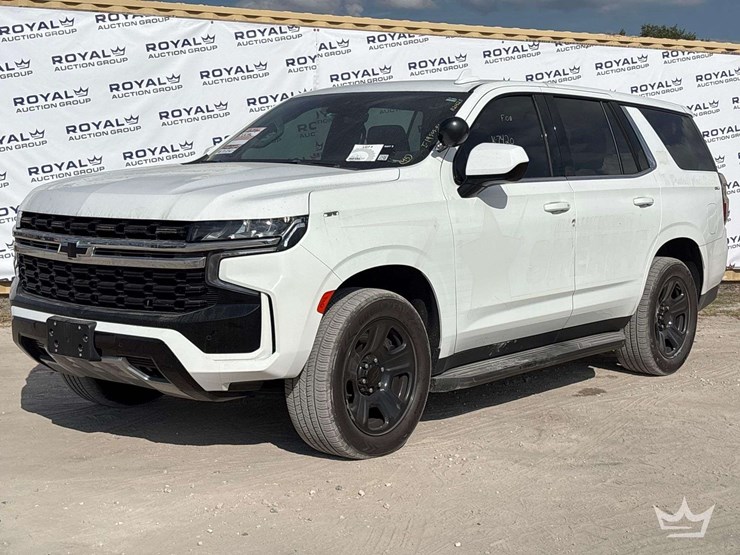 2023-chevrolet-tahoe-image-1