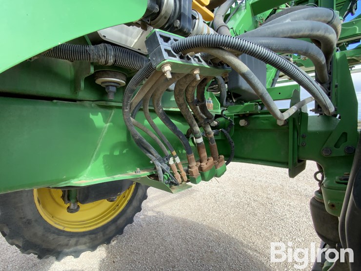 2021-john-deere-r4045-image-13