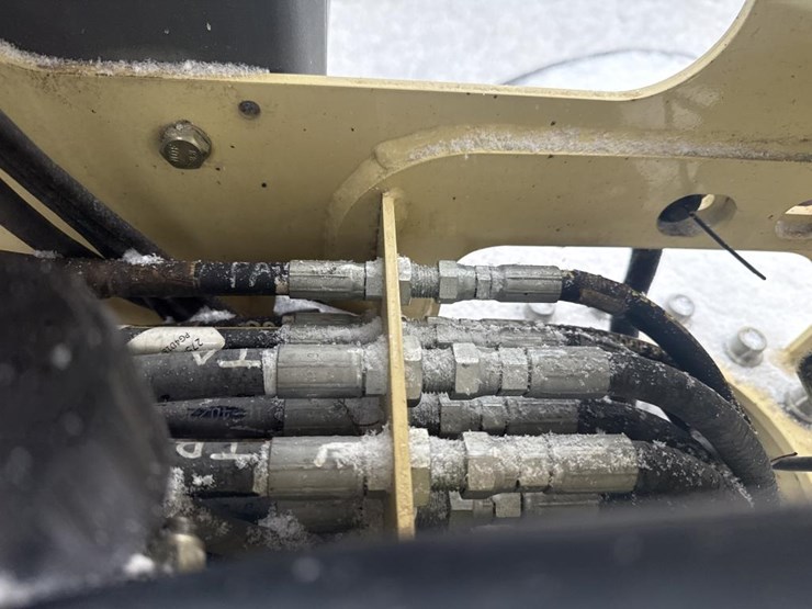 2018-jlg-t350-image-18