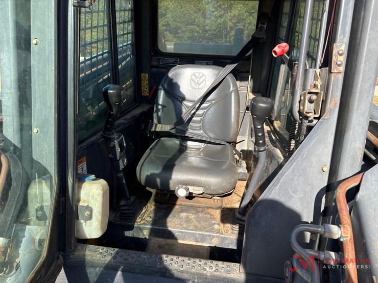 2005-new-holland-lt190b-image-13