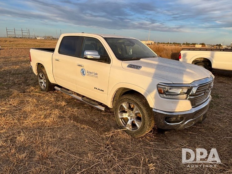 2019-dodge-1500-image-1