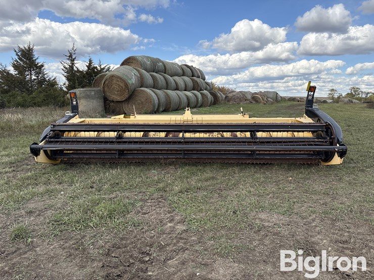 new-holland-18hs-image-2