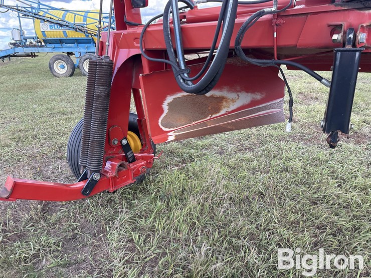 2011-new-holland-h7150-image-17