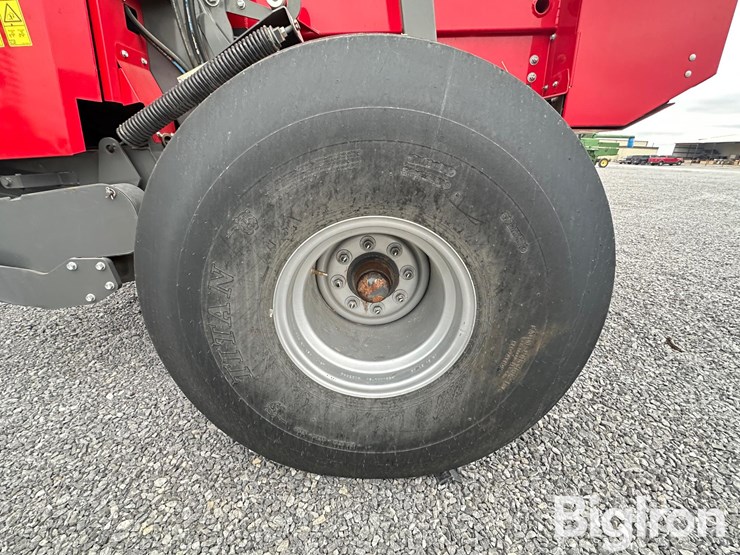 2015-massey-ferguson-2946a-image-14
