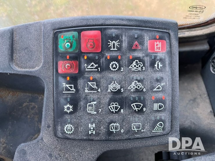2017-deere-624k-image-50
