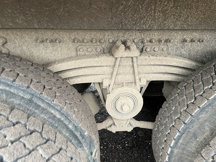 #1059-•-2021-mack-gr104b-quad-axle-dump-truck-(title-in-delay)-image-25