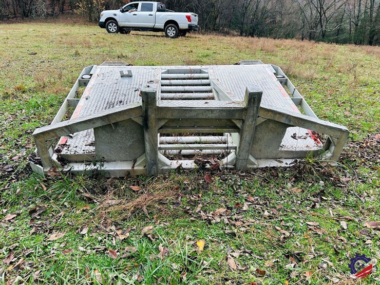 aluminum-7ft-flatbed-truck-body-image-8