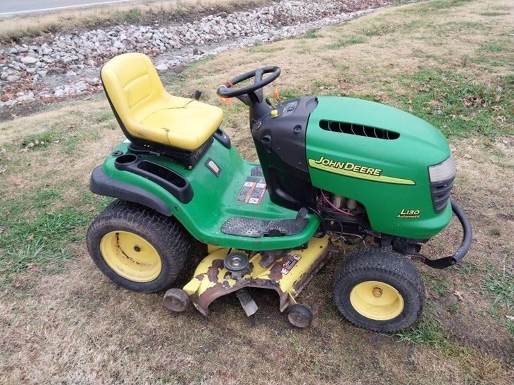 john-deere-l130-image-3