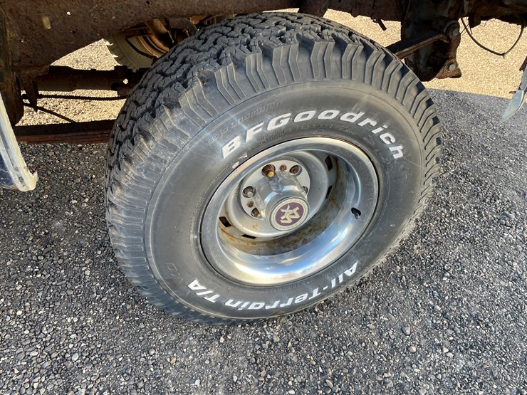 #1076-•-1985-chevy-pickup-truck-(has-wi-title)-image-11