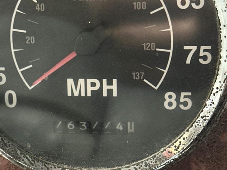 2002-caterpillar-10-image-7