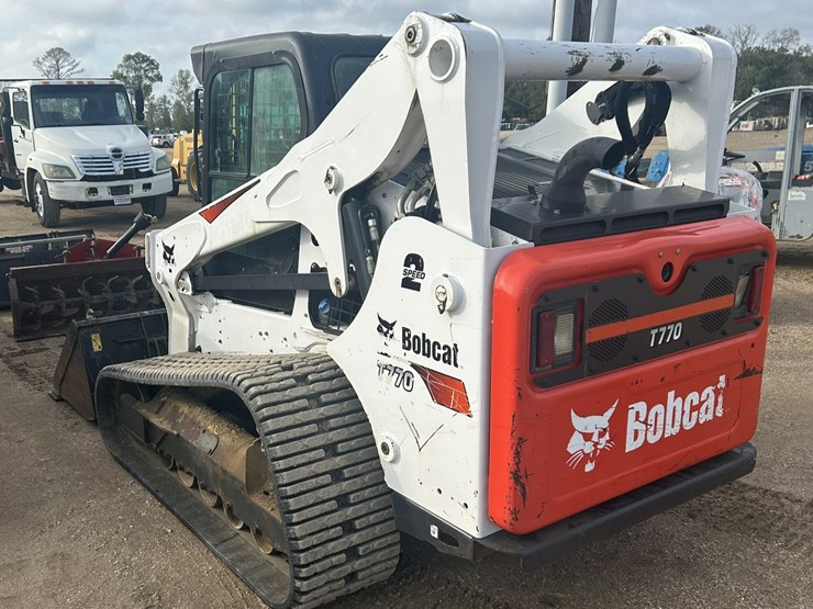 2021-bobcat-t770-image-7