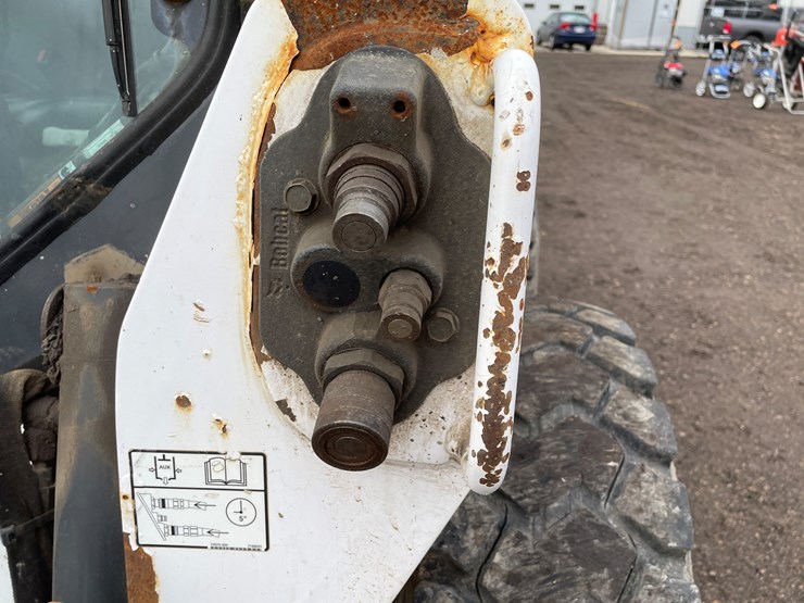 2014-bobcat-s530-image-20