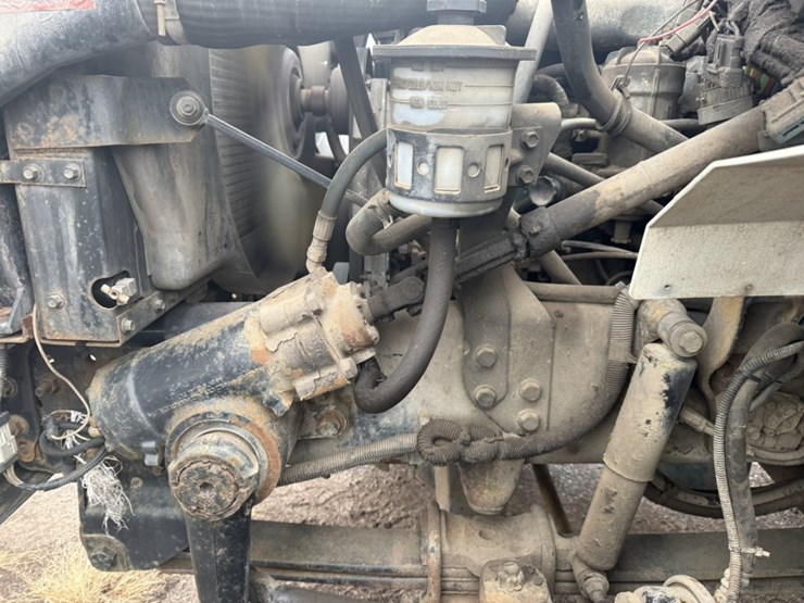 2006-international-7300-image-17