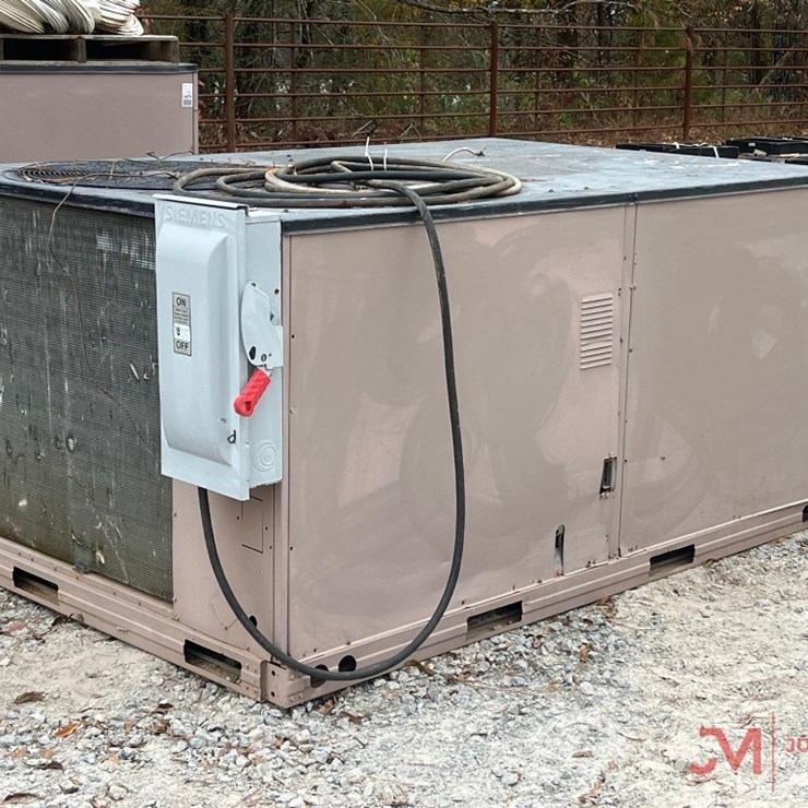 CARRIER 48HJD009-621AA COMMERCIAL AC UNIT