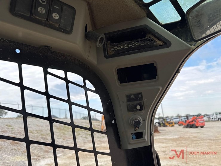 2017-caterpillar-289d-image-14