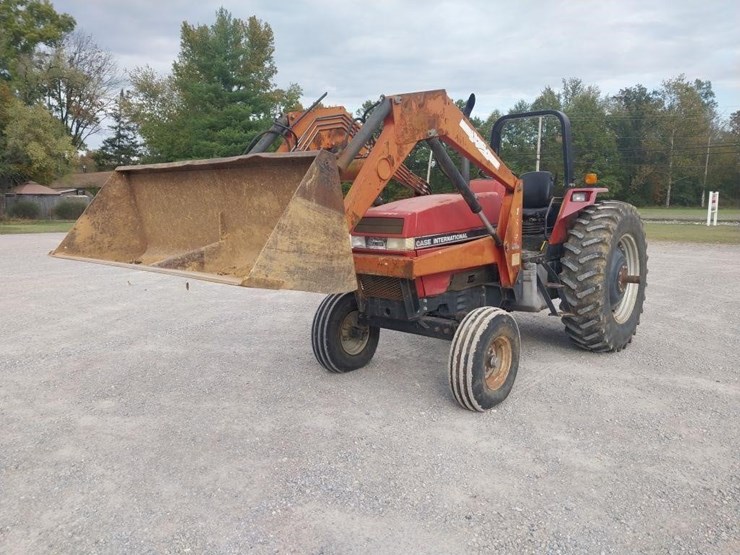 case-ih-5130-image-1