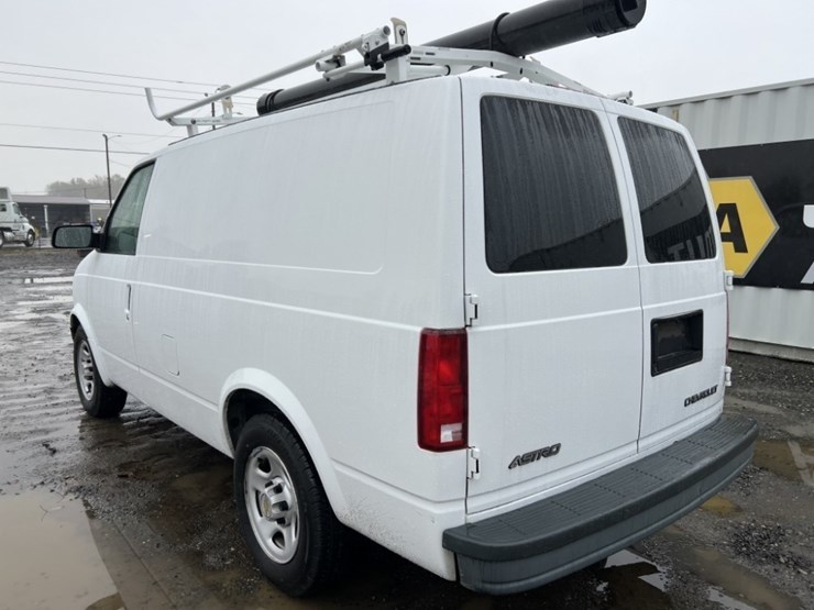 2005-chevrolet-astro-image-6