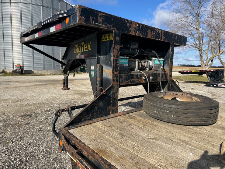 #110-•-big-tex-gooseneck-trailer-226n-image-4
