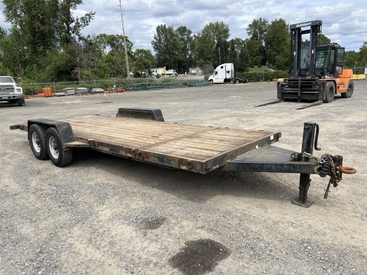 2013-eagle-black-hawk-t/a-tilt-deck-trailer-image-2