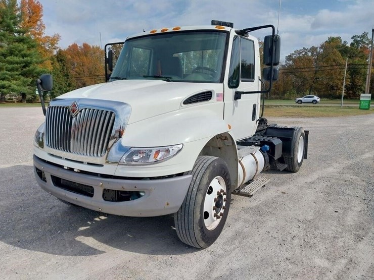 2017-international-4000-image-1