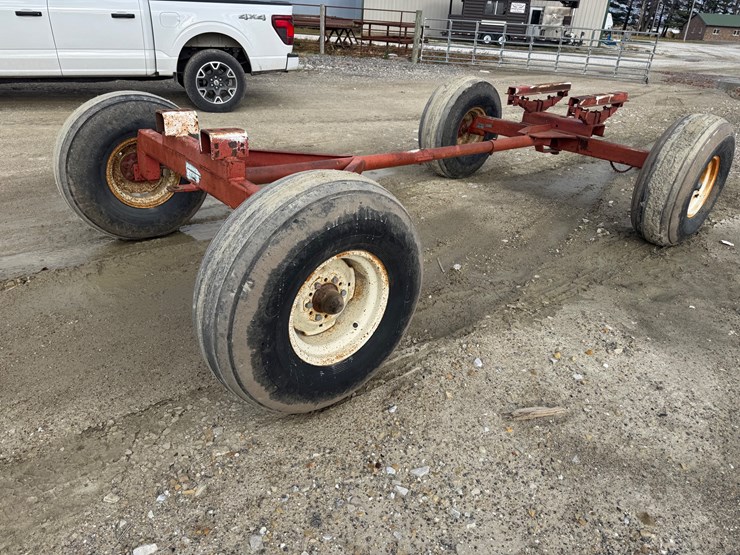 #103-•-red-running-gear-image-3