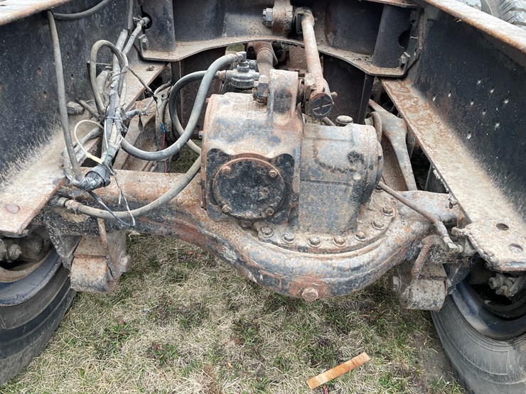 #1250-•-1963-mack-b53s-cab-and-chassis-(has-wi-title)-image-21