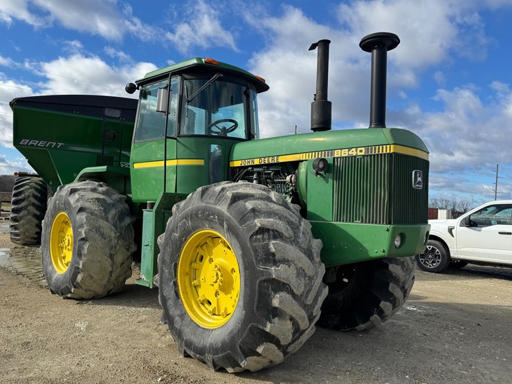 john-deere-8640-image-2