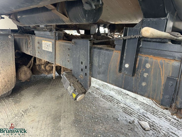 1999-international-2574-image-14