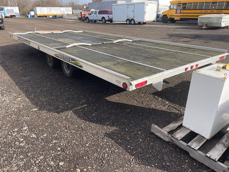 #1093-•-1997-sled-bed-4-place-snowmobile-trailer-(no-title)-image-6