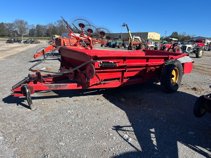 massey-ferguson-205-image-1
