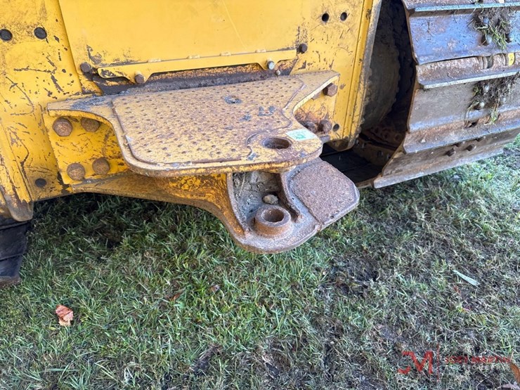 2014-caterpillar-d6k2-lgp-image-9