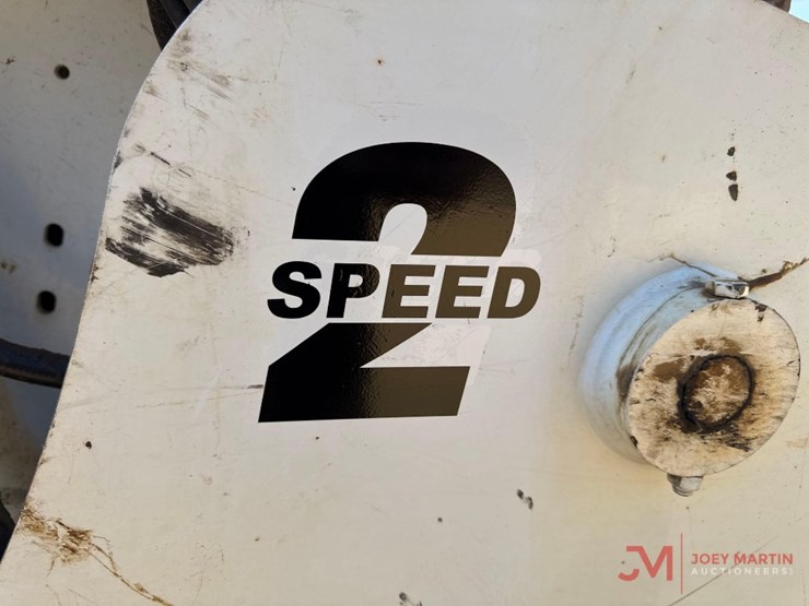 2017-bobcat-t595-image-10