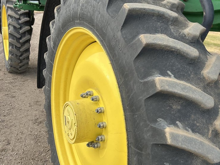2017-john-deere-r4038-image-24