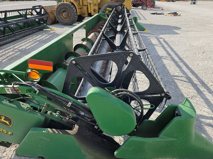 2002-john-deere-925f-image-13