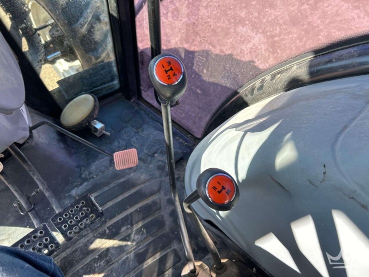 2010-new-holland-td5050-image-15