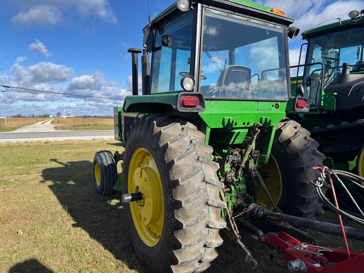 john-deere-4430-image-4