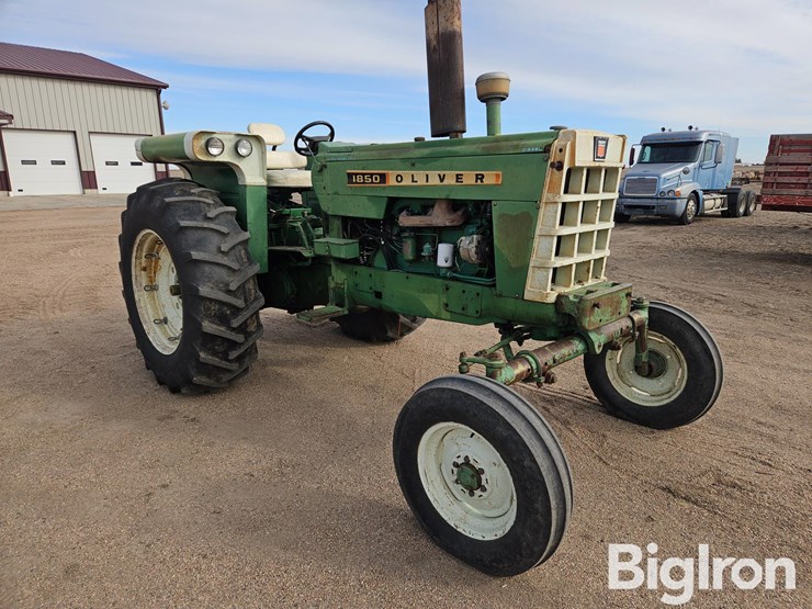 1966-oliver-1850-image-3