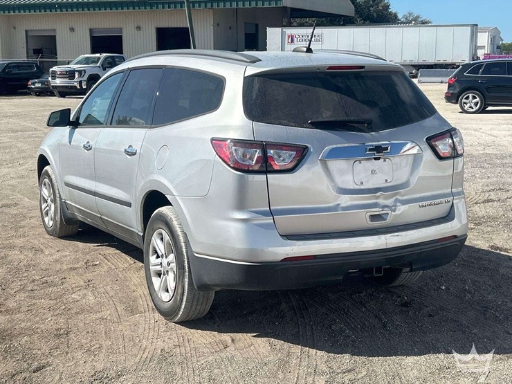 2016-chevrolet-traverse-image-4