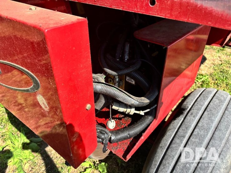 2012-case-ih-1240-image-60