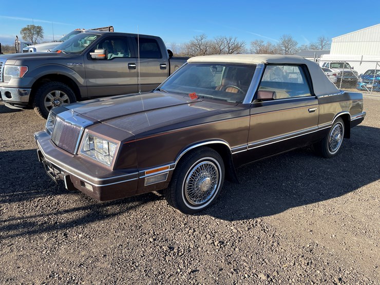 #1075-•-1982-chrysler-lebaron-convertible-(has-wi-title)-image-1