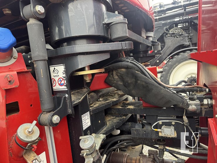 2012-case-ih-steiger-600-quadtrac-image-19