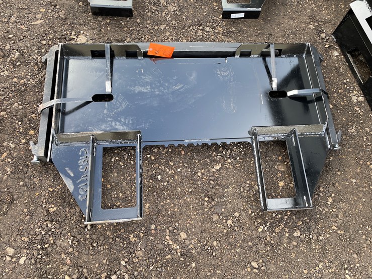 #1214-•-skidsteer-pallet-forks-image-4