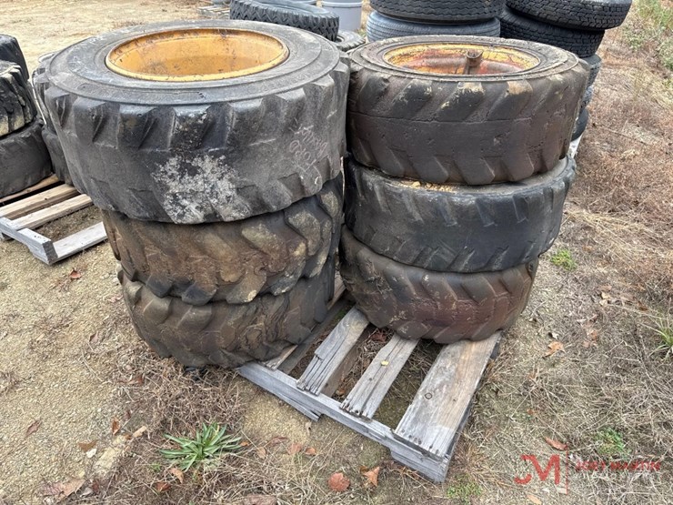 (6)-10-16.5-nhs-tractor-tires-&-rims-image-1