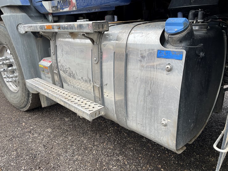 #1059-•-2021-mack-gr104b-quad-axle-dump-truck-(title-in-delay)-image-34