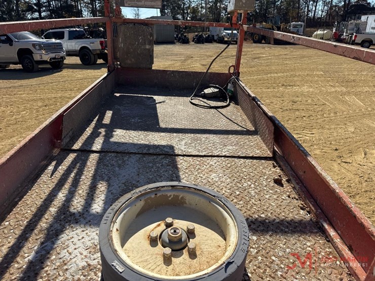 2014-skyjack-sjiii4626-image-12