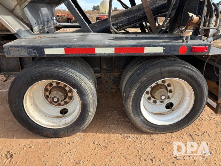1998-daco-trailer-corp.-dry-tender-trailer-(gp12101,-unit-793)-image-34